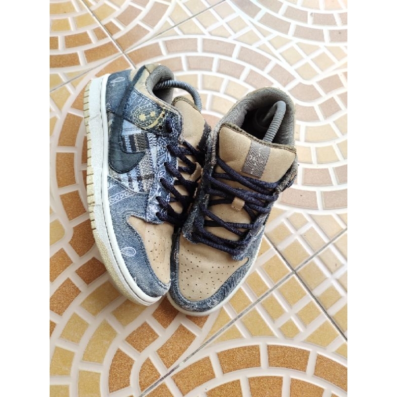 Travis Scott Nike SB Dunk