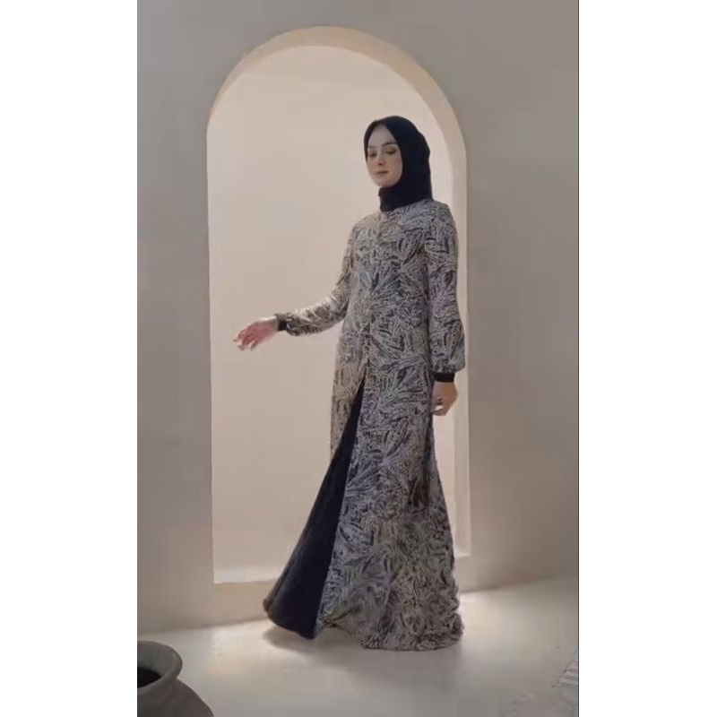 Aramia Dress By Madeira