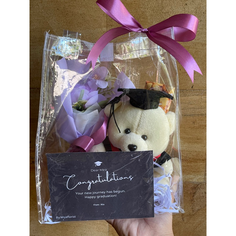 Hampers wisuda Tas mika boneka / buket bunga artificial/ kado wisuda / hadiah wisuda / buket uang  /