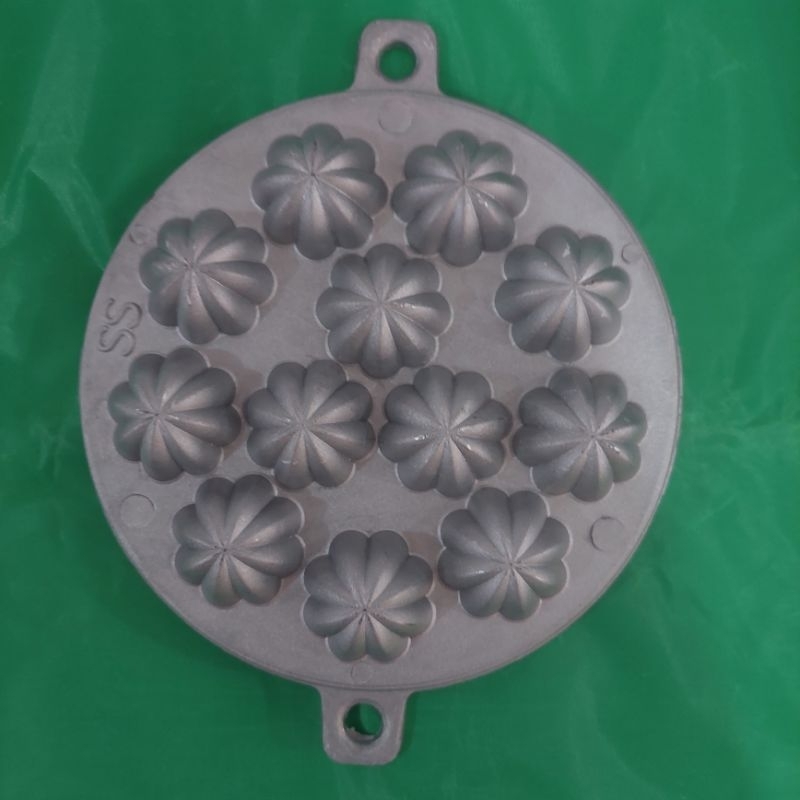 CETAKAN KUE BOLU CERMAI 12 LUBANG / BOLU JADUL