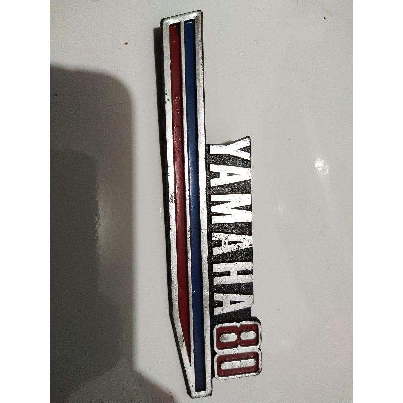 EMBLEM YAMAHA 80 EMBLEM V80 ORIGINAL