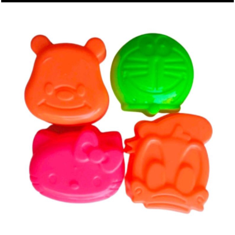 cetakan nasi bento cetakan roti senwidt puding cetakan nasi karakter doraemon hello kitty  mikiy ber