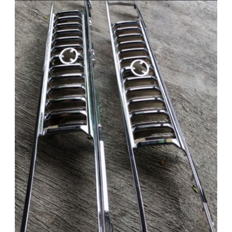 grill lampu depan Toyota kijang super grand