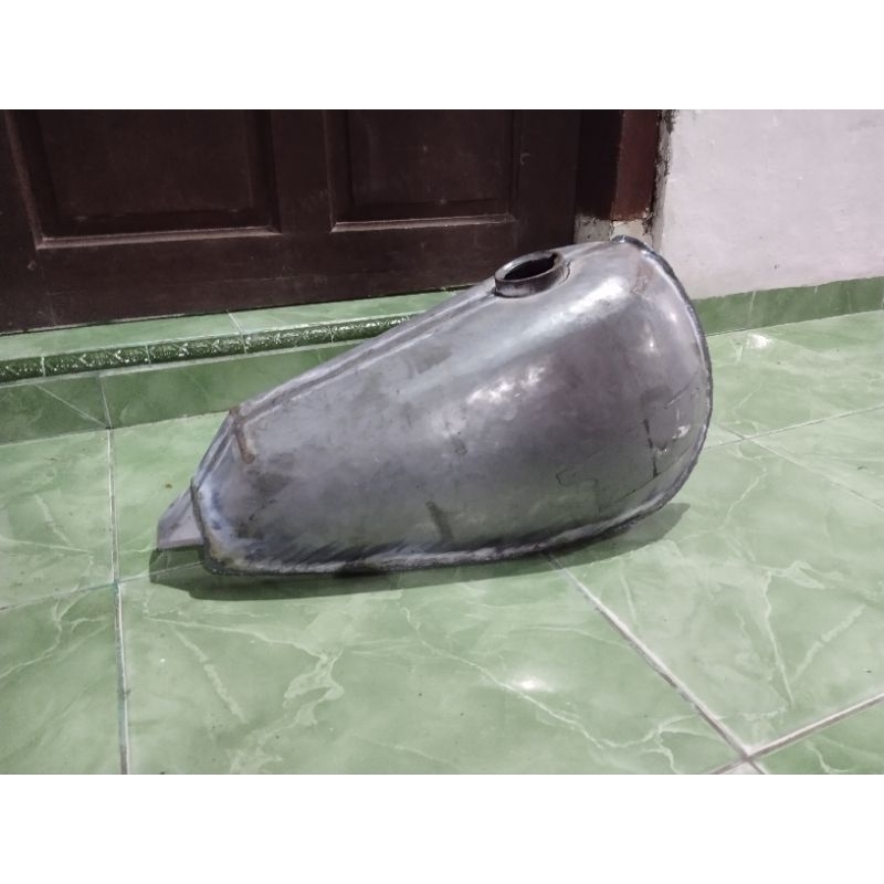 Tangki tengki motor trail dt klasik lawas tua gastank tanki tank custom dt100