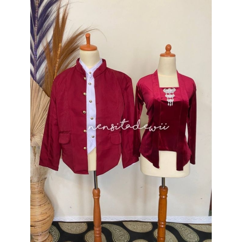 Beskap Hewes + Kebaya Kutubaru, Nuansa Maroon