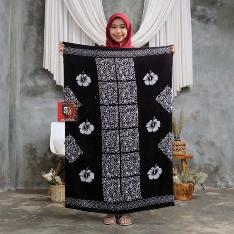 SARUNG BATIK WANITA MOTIF KOTAK RANTAI