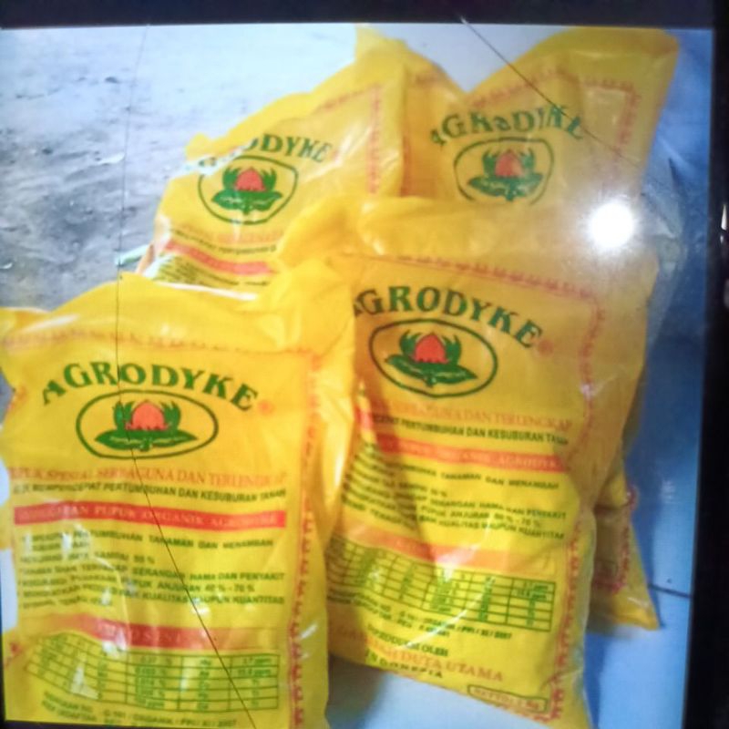 agrodyke pupuk organik 1 kg