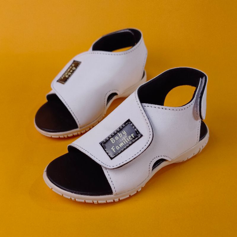 Sandal Anak 23-30 Bahan Tebal Sol Karet Anti Licin Unisex (Chalvin 01)