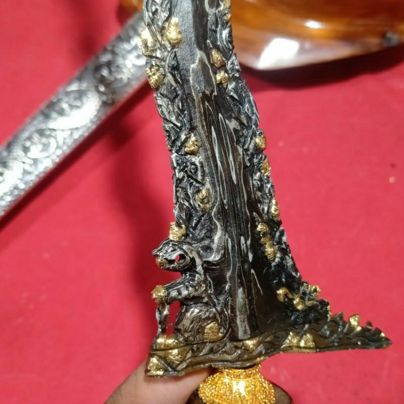 Keris Singo Barong Kinatah Kamardikan Alus