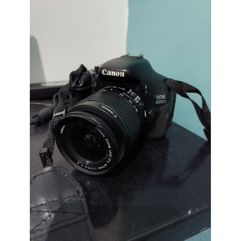 CANON 600D