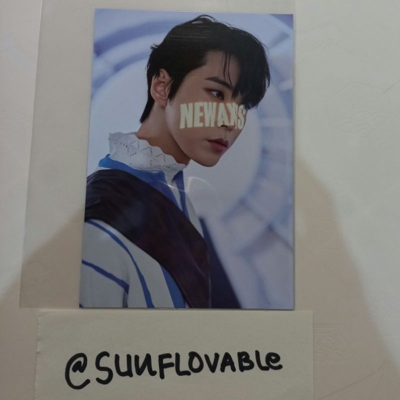 [READY STOCK] NCT - UNIVERSE PHOTOBOOK ver. (POSTCARD DOYOUNG)