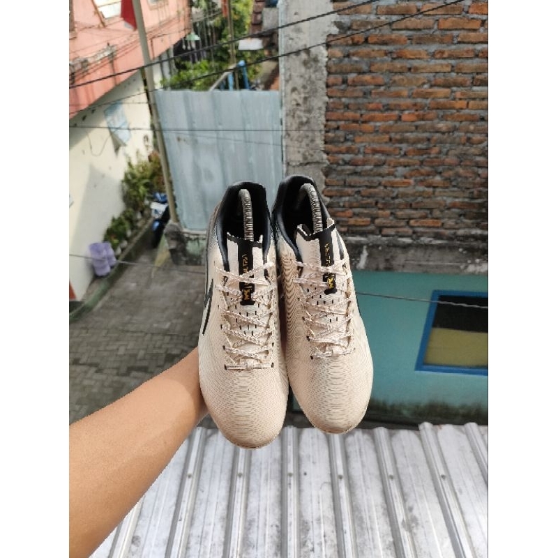 Specs LS Ultra Klok FG