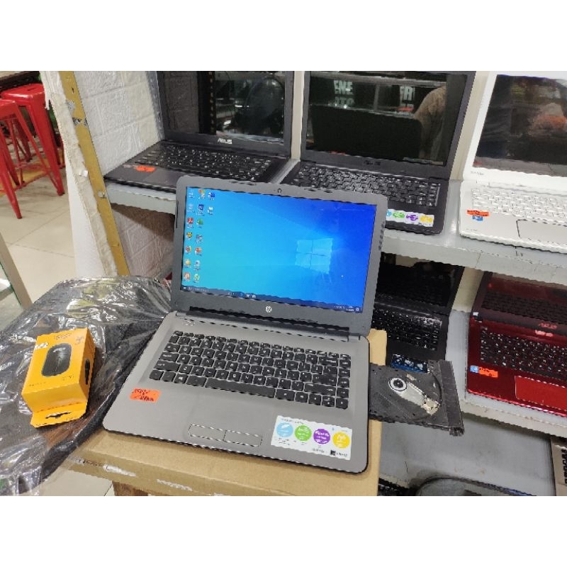 Laptop Leptop HP AMD A6 RAM 4GB HDD 500GB Mulus Seperti Baru