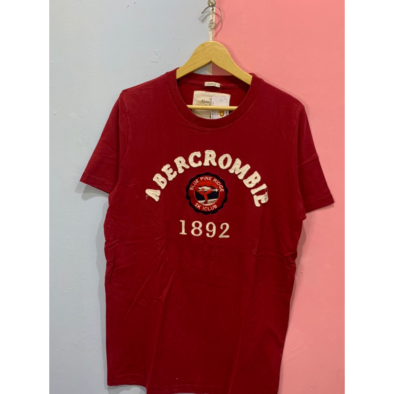 KAOS LENGAN PENDEK ABERCROMBIE & FITCH