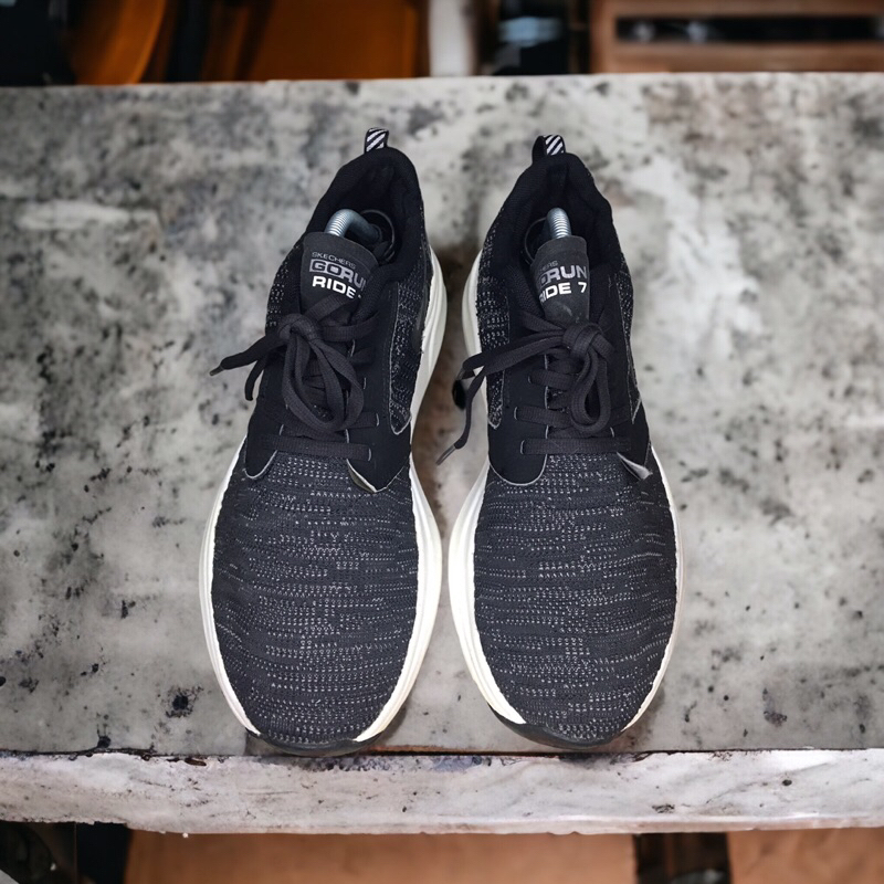 SKECHERS GO RUN RIDE 7 SIZE 42 (27)