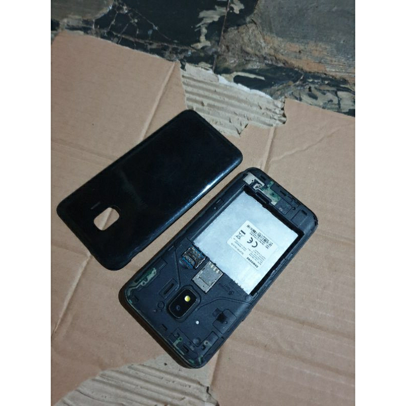 samsung j2 core ram 1/8 4g minus