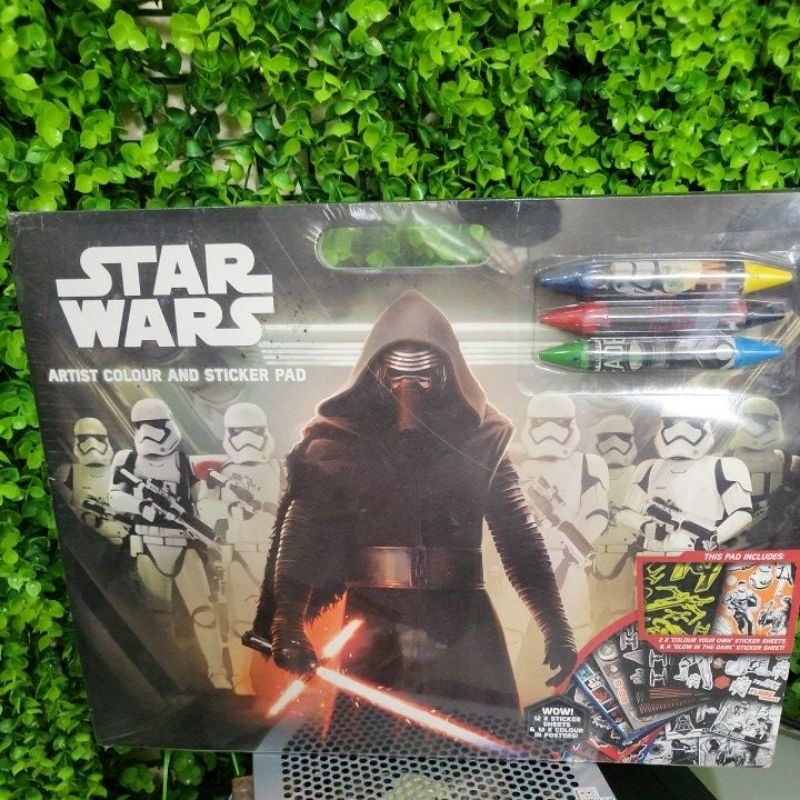 

Star Wars Artist Colour and Stiker Pad