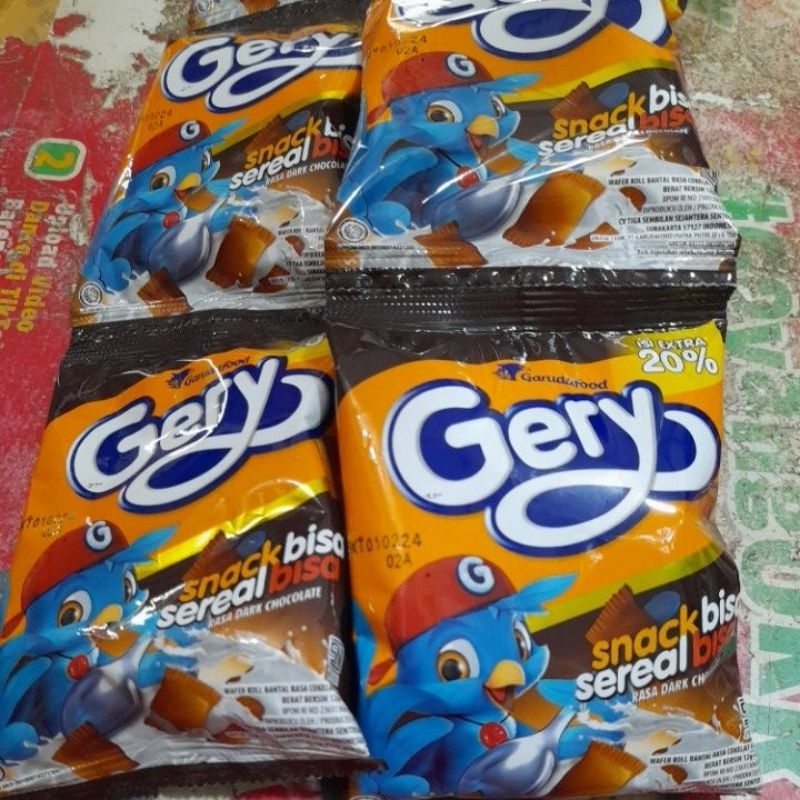 

Gery snack isi 10 pcs