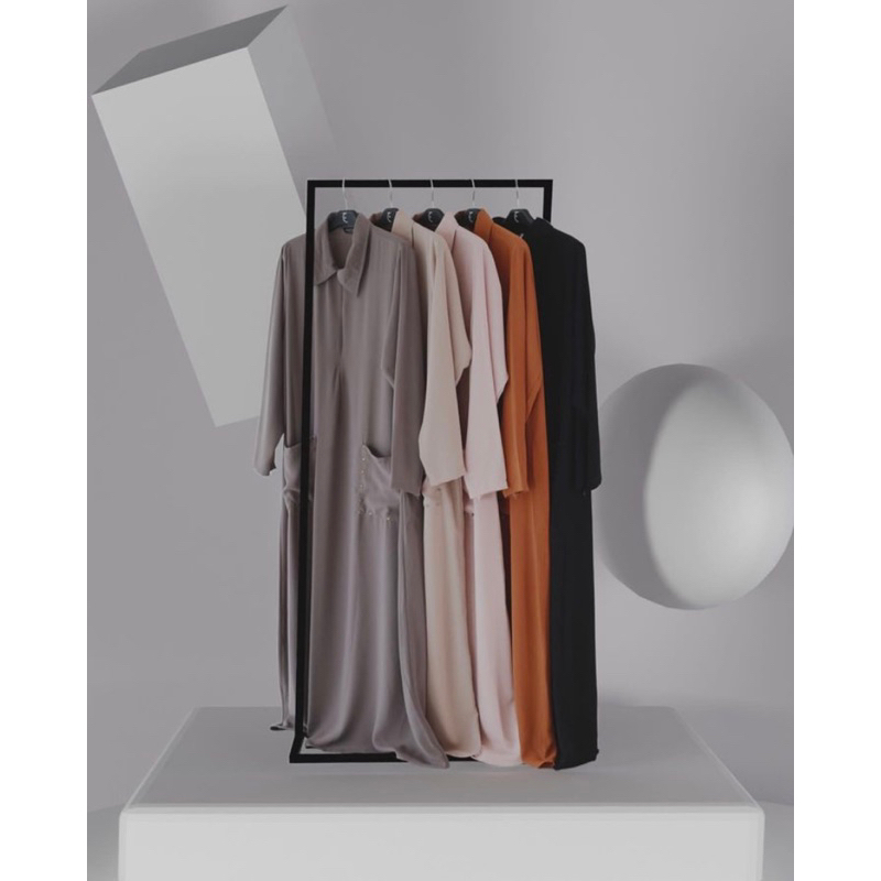 Laeeba Dress Morel Aljenna size M