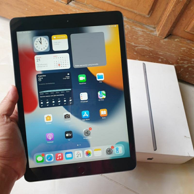 ipad 7 32gb wifi celluler mulus dan lengkap