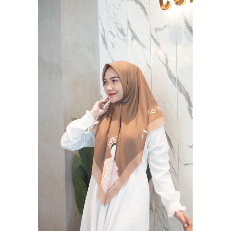 Scarf Lontara "Sipakatau" coklat