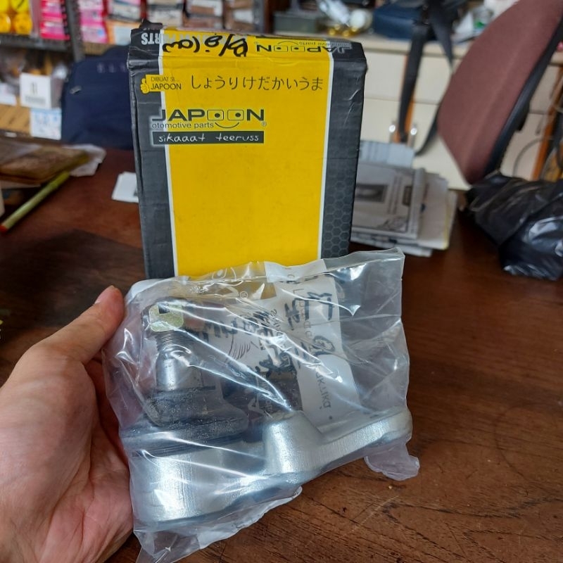 Ball Joint Bawah Low Panther Touring /Kapsul 2.5 Japoon Ori