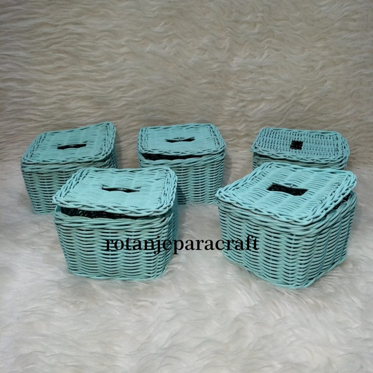 Tempat Tissue Kecil/tempat tissue rotan/jual rotan/pengrajin rotan/rotan murah/tissue rotan