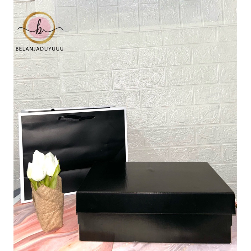 Paper Bag Black Colors Box Sepatu Full Black ( Ready Stock JKT )