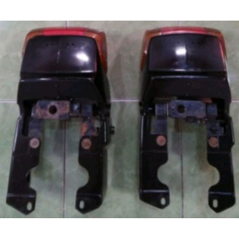 cover body bodi set lampu belakang Suzuki rc 100 rc 80 bravo original