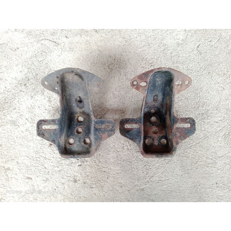 pangkon dudukan lampu belakang cb k5 , gl125 original