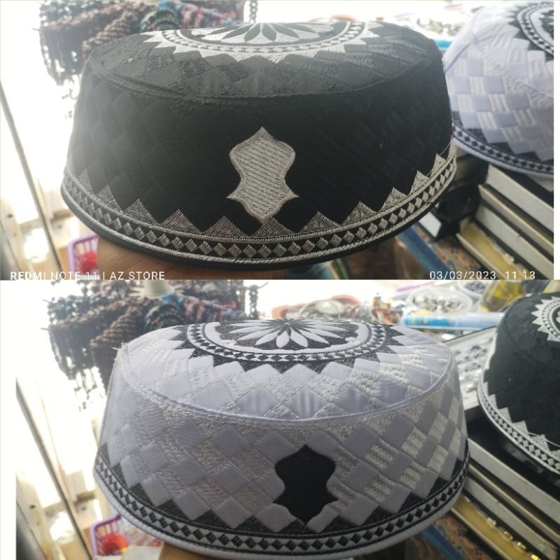 KUPIAH PECI terompah wrna putih dan hitam