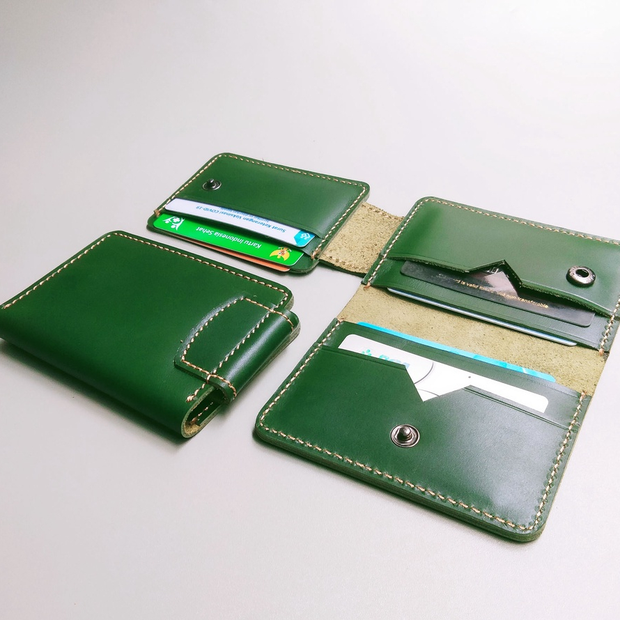 Dompet Kartu Pria Wanita Unisex Kulit Asli Hijau Army Slot Banyak Hijau House of Wallet