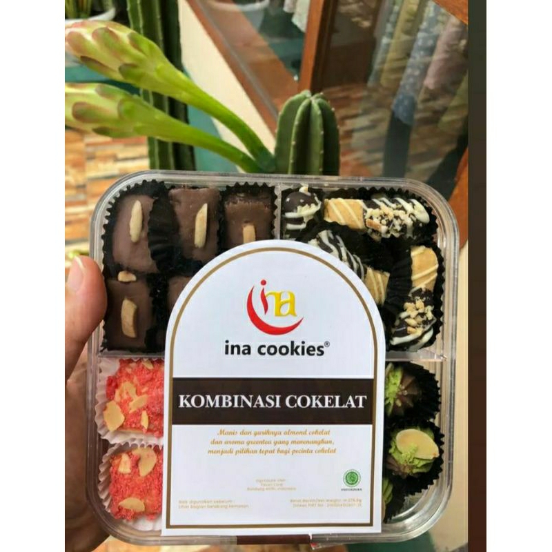 

Ina Cookies Kombi Coklat