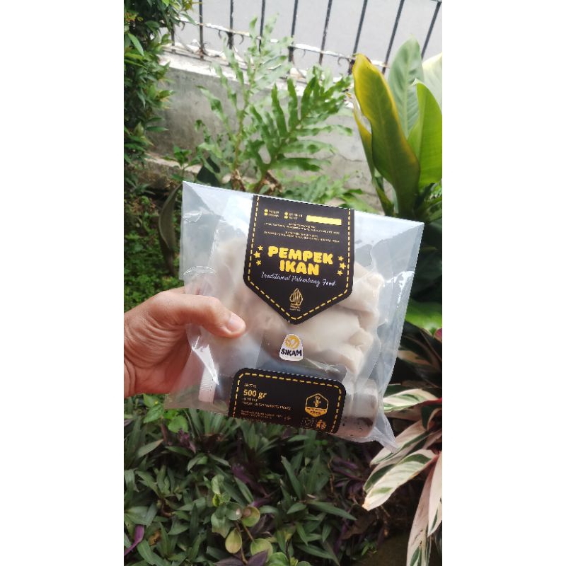 

Pempek Enak Murah isi 10pcs vacuum - Pempek Bangikan by Pempek Sikam
