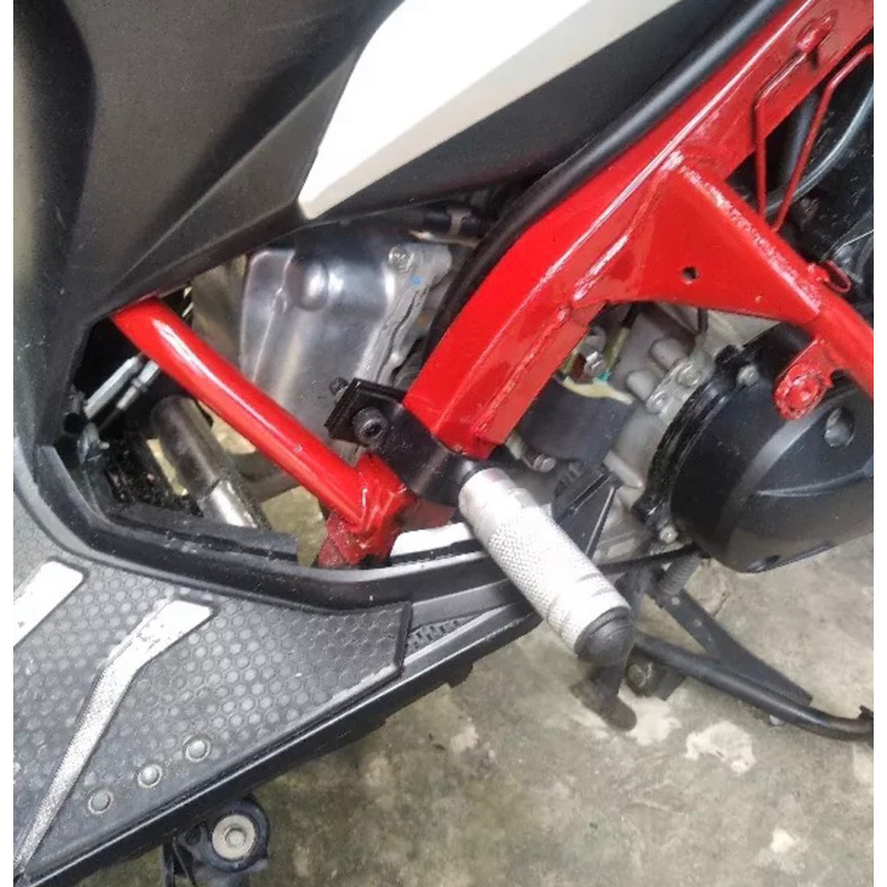 FOOT STEP PIJAKAN KAKI UNDERBONE VARIO 125 VARIO 150 CROME