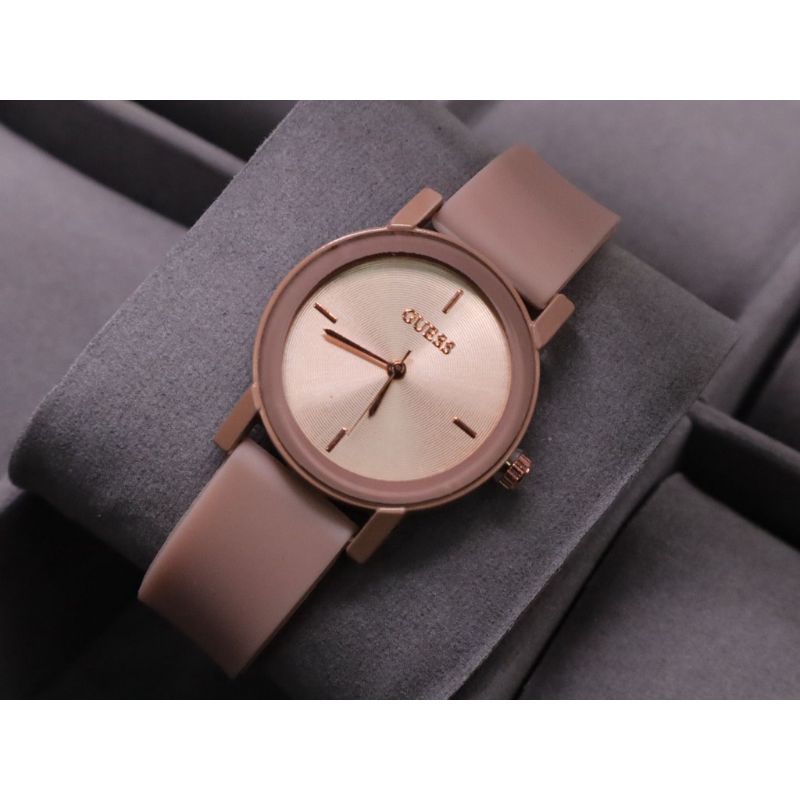 (Cod)Jam Tangan Wanita Gues Bulat New Strap Karet/Rubber(Dikirim Jakarta)