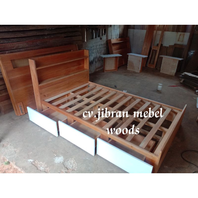 dipan/tempat tidur  kayu minimalis  laci 3 pcs 120x200