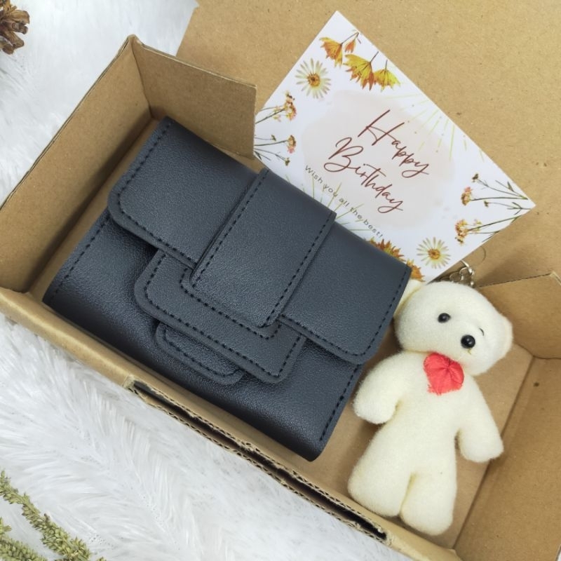 

Paket Sweet Hampers Hijab Murah Meriah Kado Ulang Tahun Cewek Hampers Lebaran