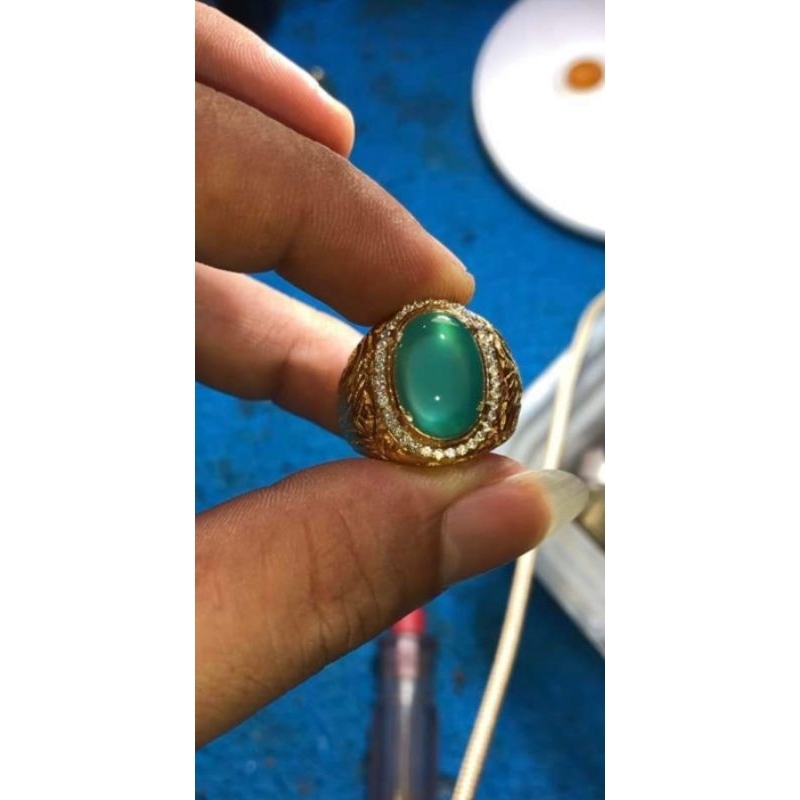 Bacan Majiko Tanah Hitam Super Kaca