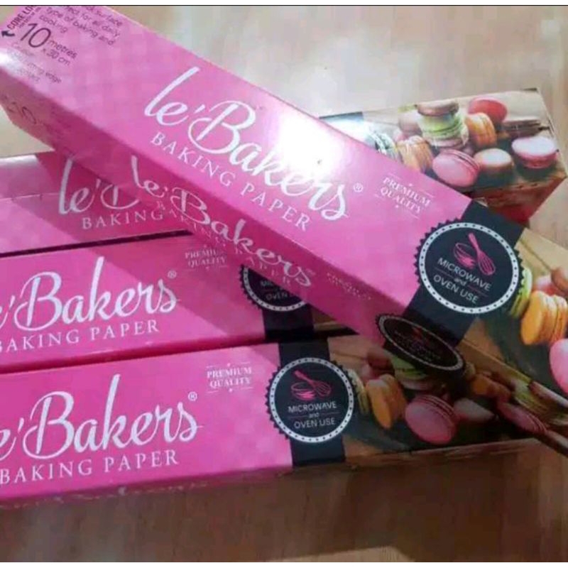 

LE BAKERS BAKING PAPER 40 Cm x 10 M / PARCHMENT KERTAS BAKAR / ROTI
