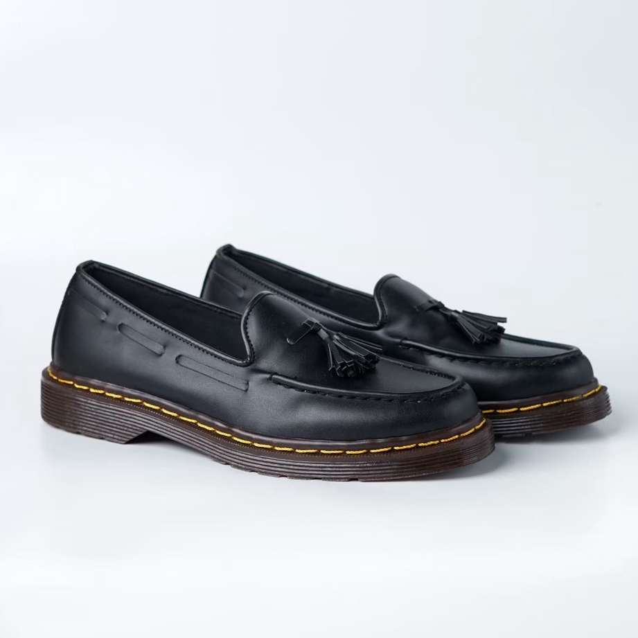 Sepatu Loafers Pria Slip On Premium Formal Kulit Casual  Loafer Original - Cleve