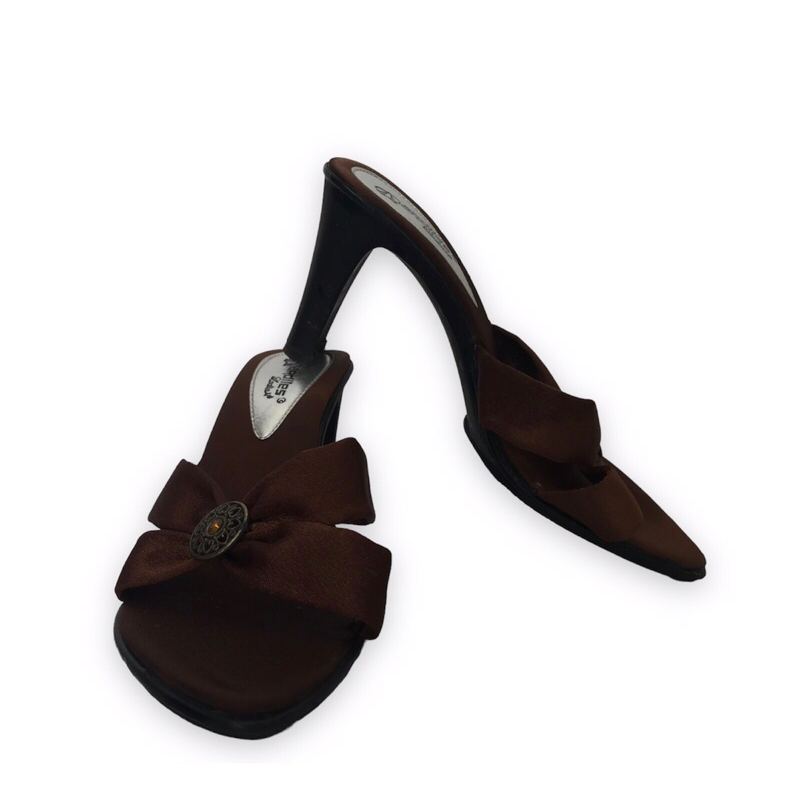 Sandal Kodangan coklat slip on