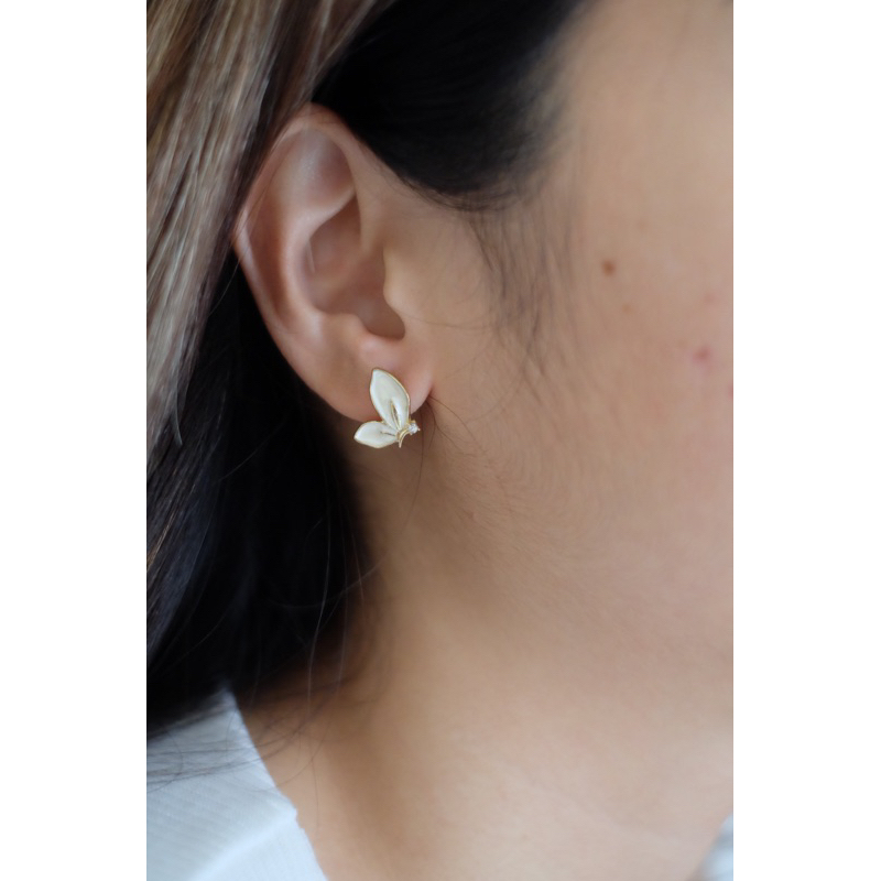 Ark.co - FARFALLA white butterfly ring &amp; earrings cincin anting kupu putih