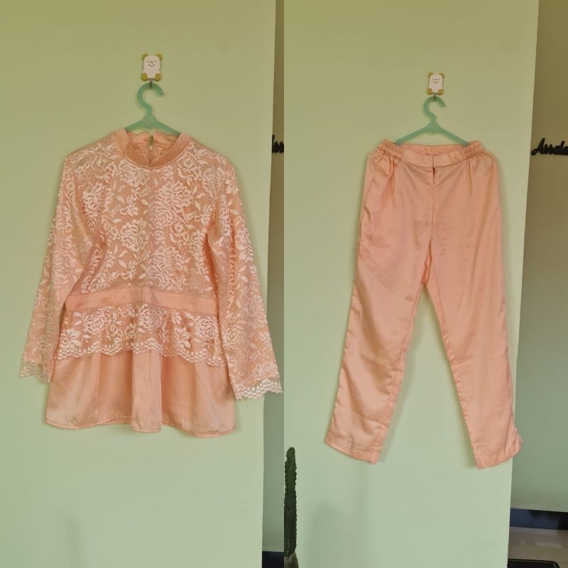 PRELOVED SETELAN KONDANGAN BROKAT (BACA DESKRIPSI)