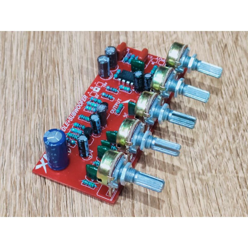 Tone Control Mono Plus Subwoofer dan Middle