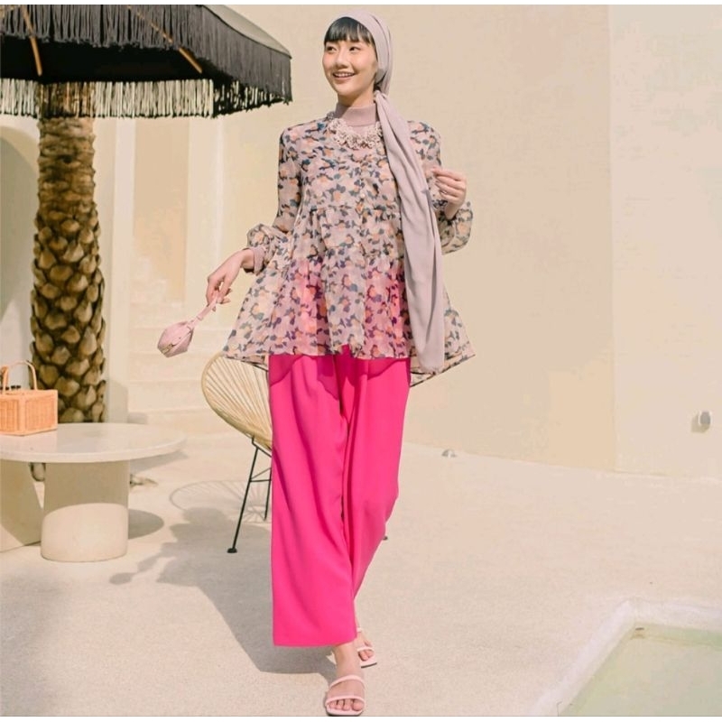 HIJABCHIC AMARISA CREME FLORAL OUTERWEAR