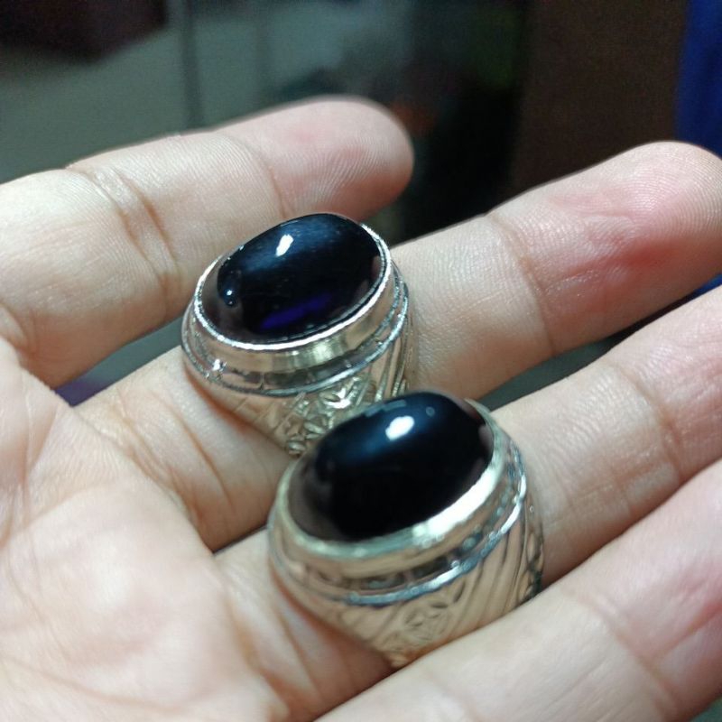 Batu cincin kecubung Wulung