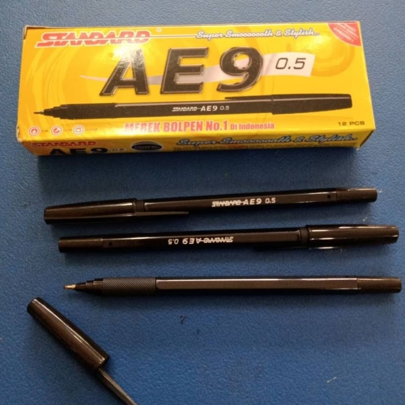 

[BOX ISI 12] PULPEN STANDARD AE9 0.5 MM / BALLPOINT / BOLPEN