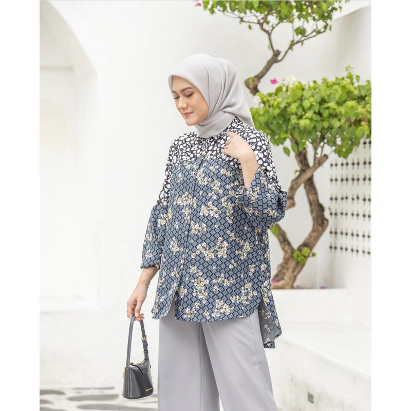 HALWA BLOUSE CAVIAR M HEAVEN LIGHTS