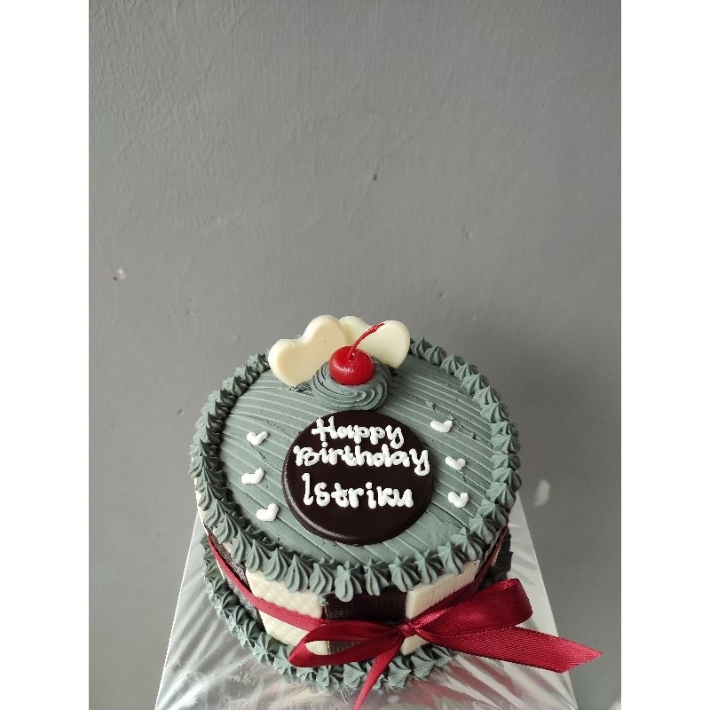 

birthday cake / bento cake / korean bento cake / kue ulang tahun / mini cake / tart / blackforest